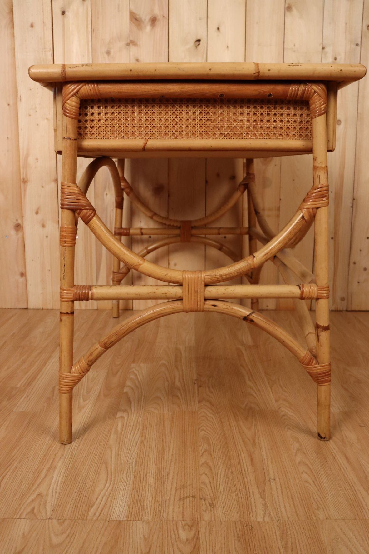 Rotin & cannage office