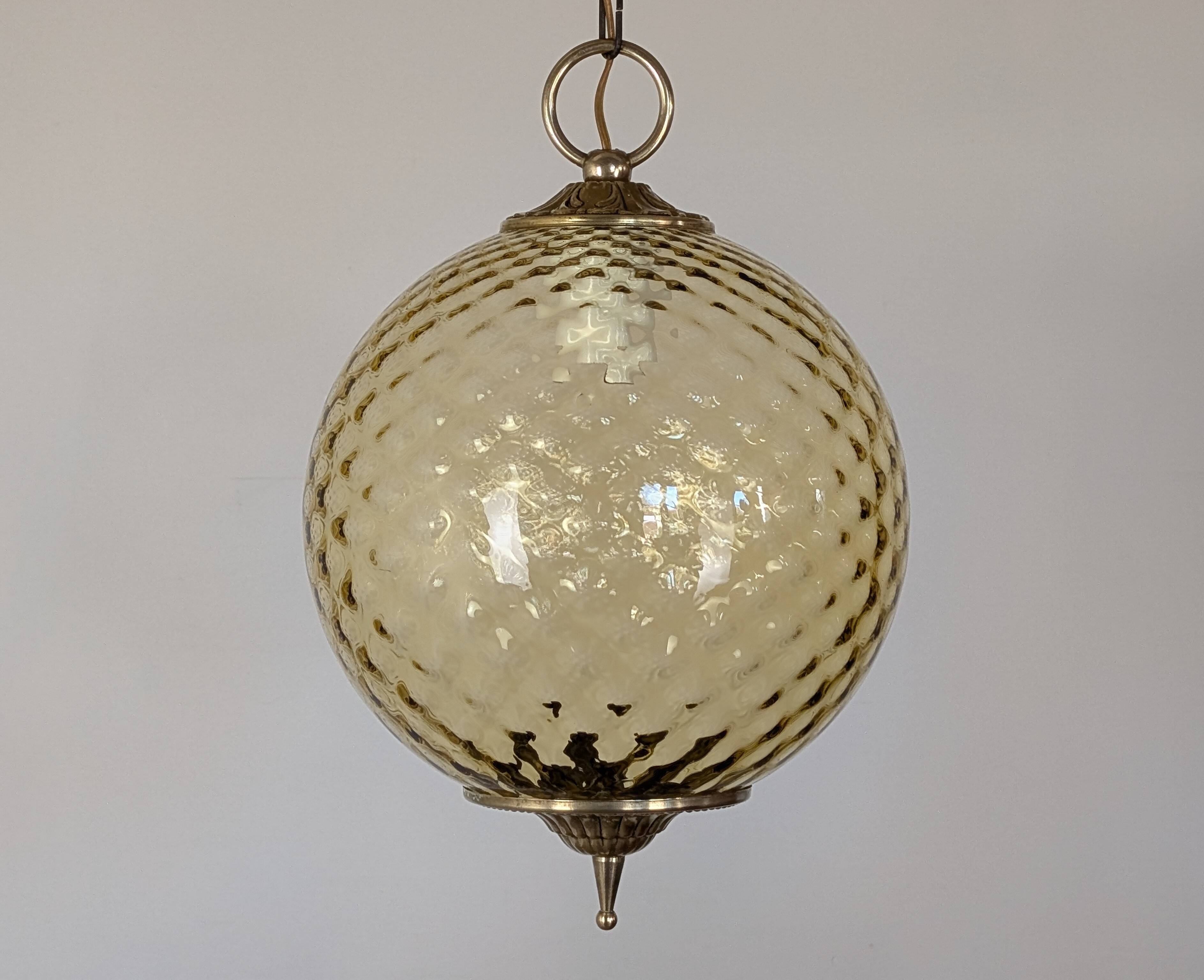 Amber glass pendant light