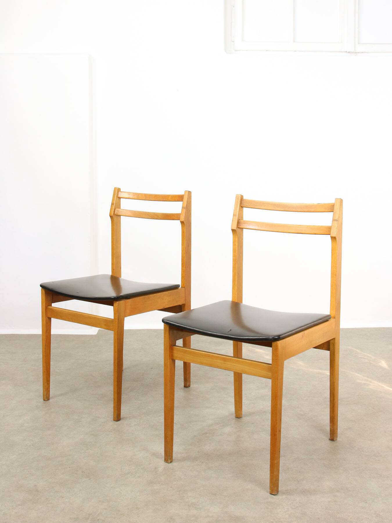 Vintage Chairs in style of Gio Ponti, 1970, set of 4