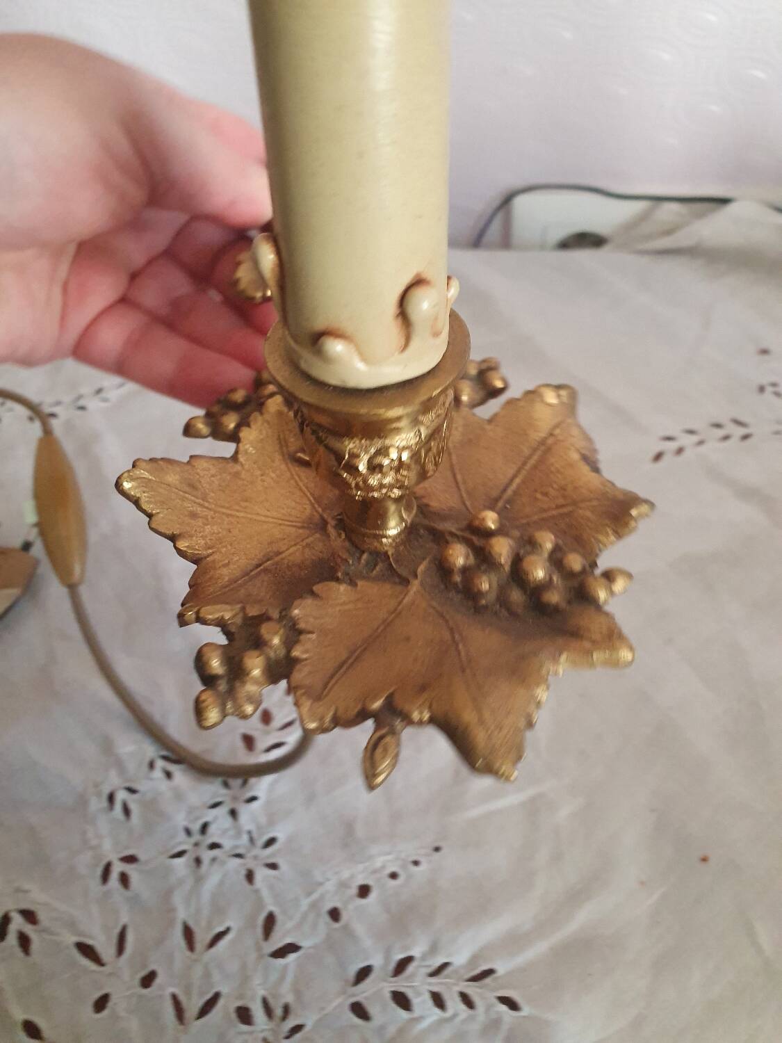 Small hand-held candle holder lamp in vintage gold metal