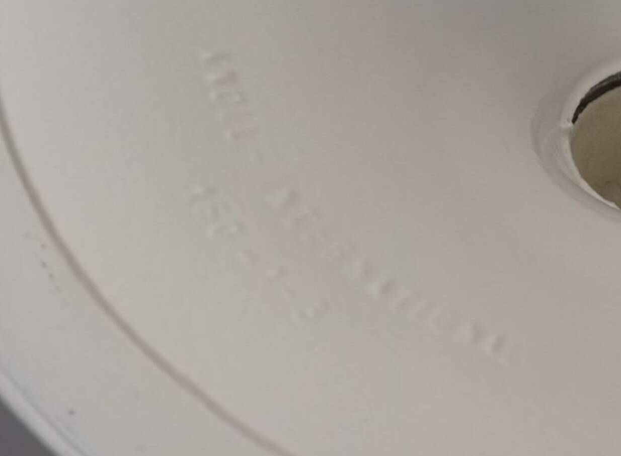 Tulip side table oval by Eero Saarinen for Knoll Inc, 1970s