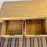 Antique chest of drawers