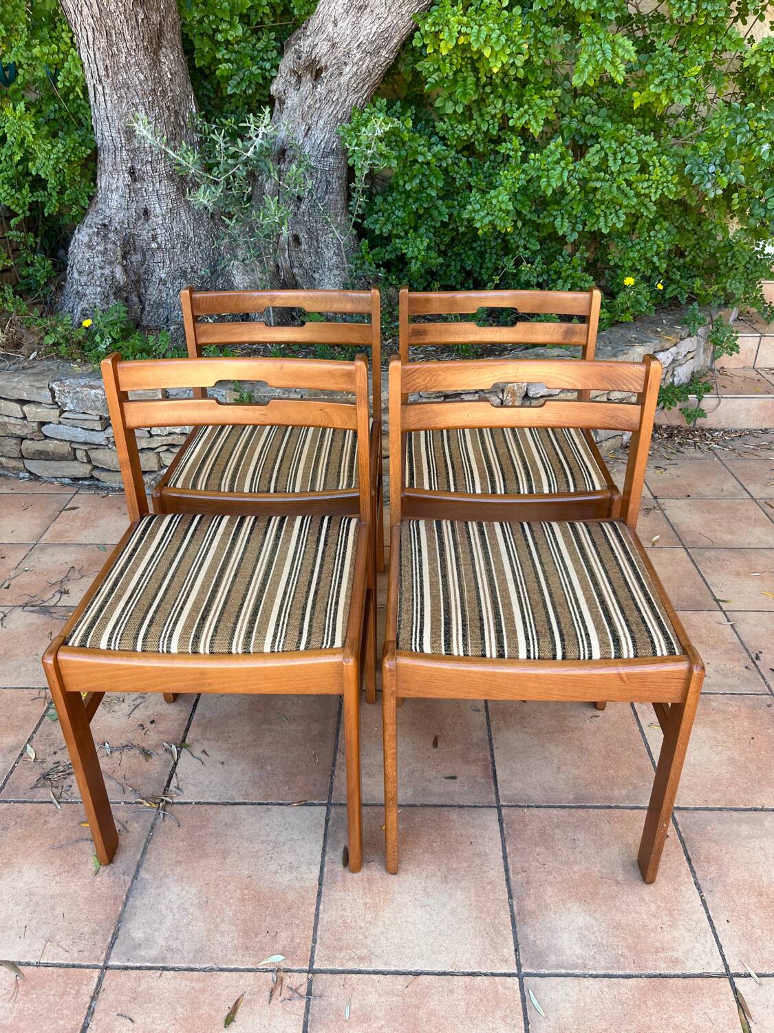 70s dining room chairs