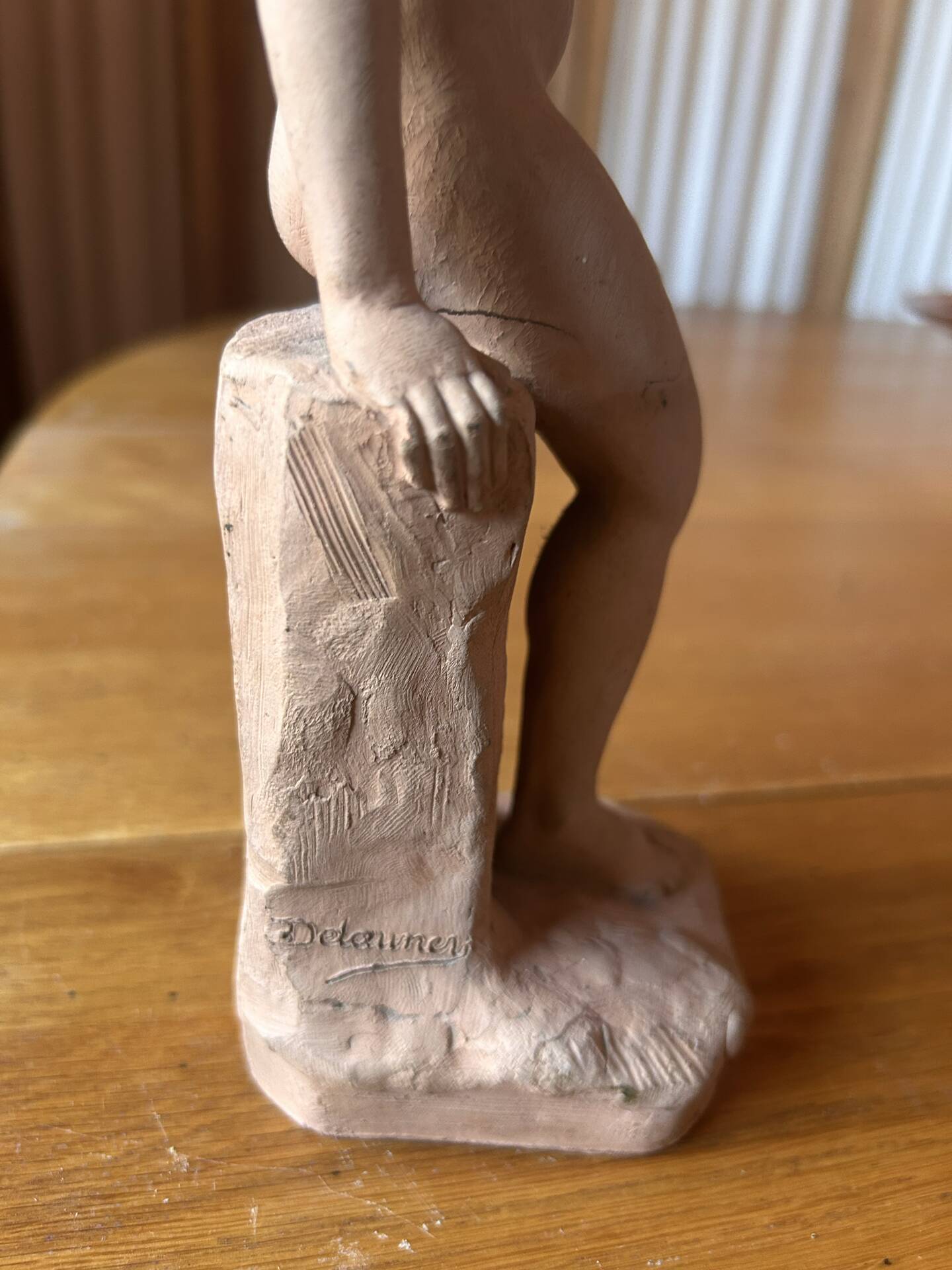 Art Deco terracotta sculpture signed Deloner – a beautiful classic.