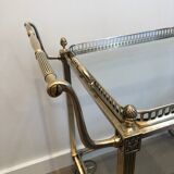 Table de style néo classique en métal argenté et doré et verre