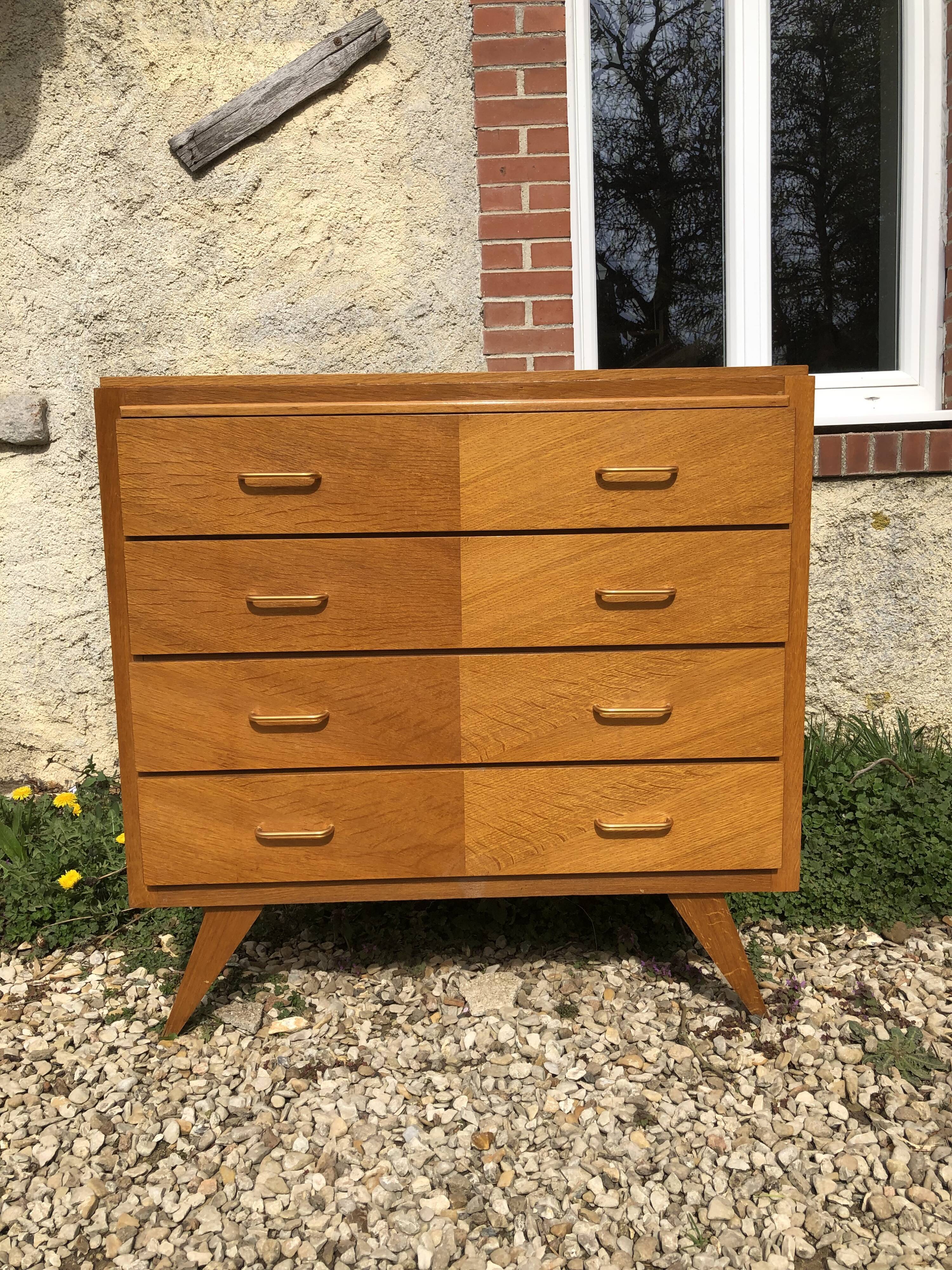 Vintage chest of drawers