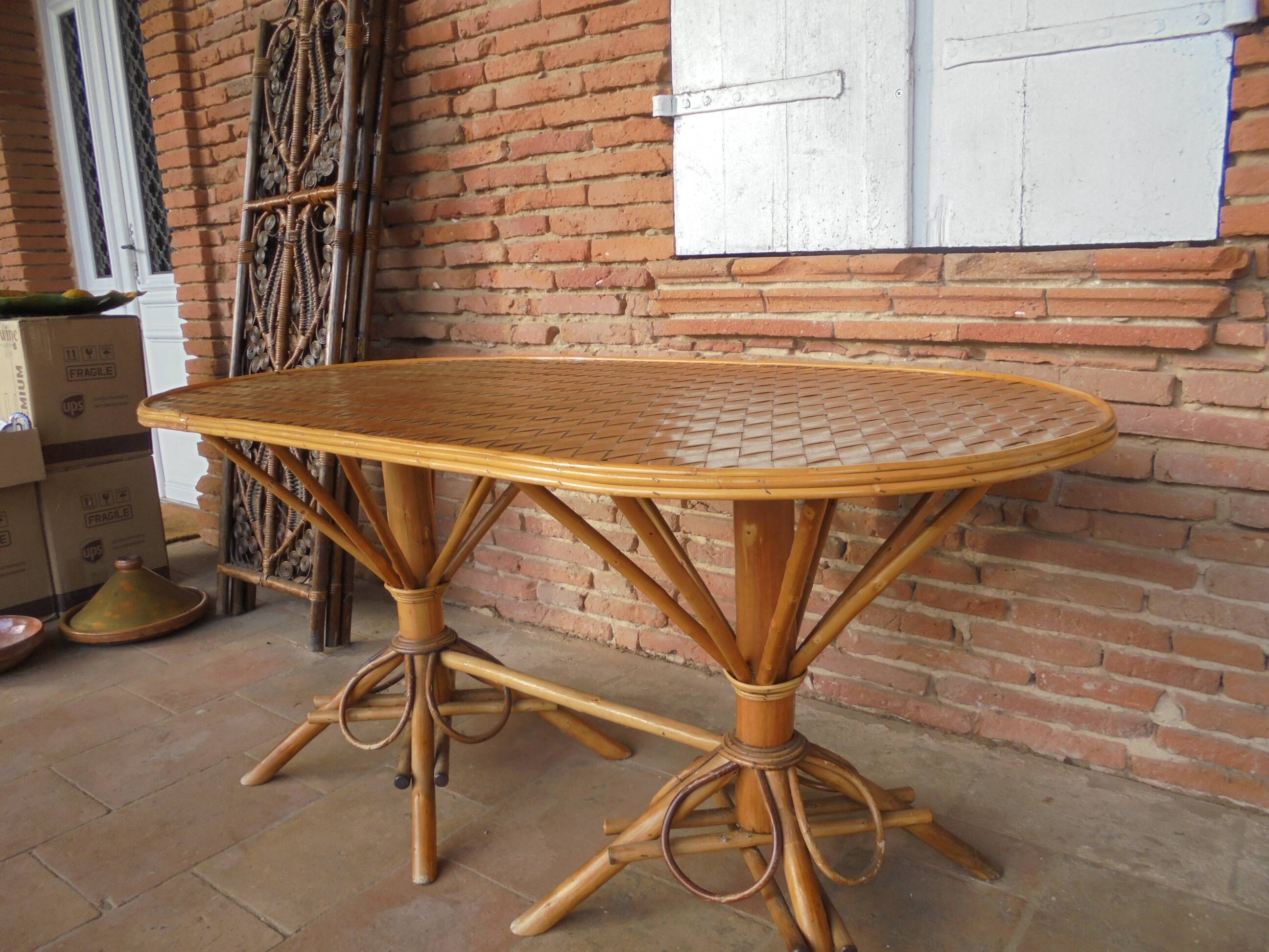 table rotin et chataignier tressé