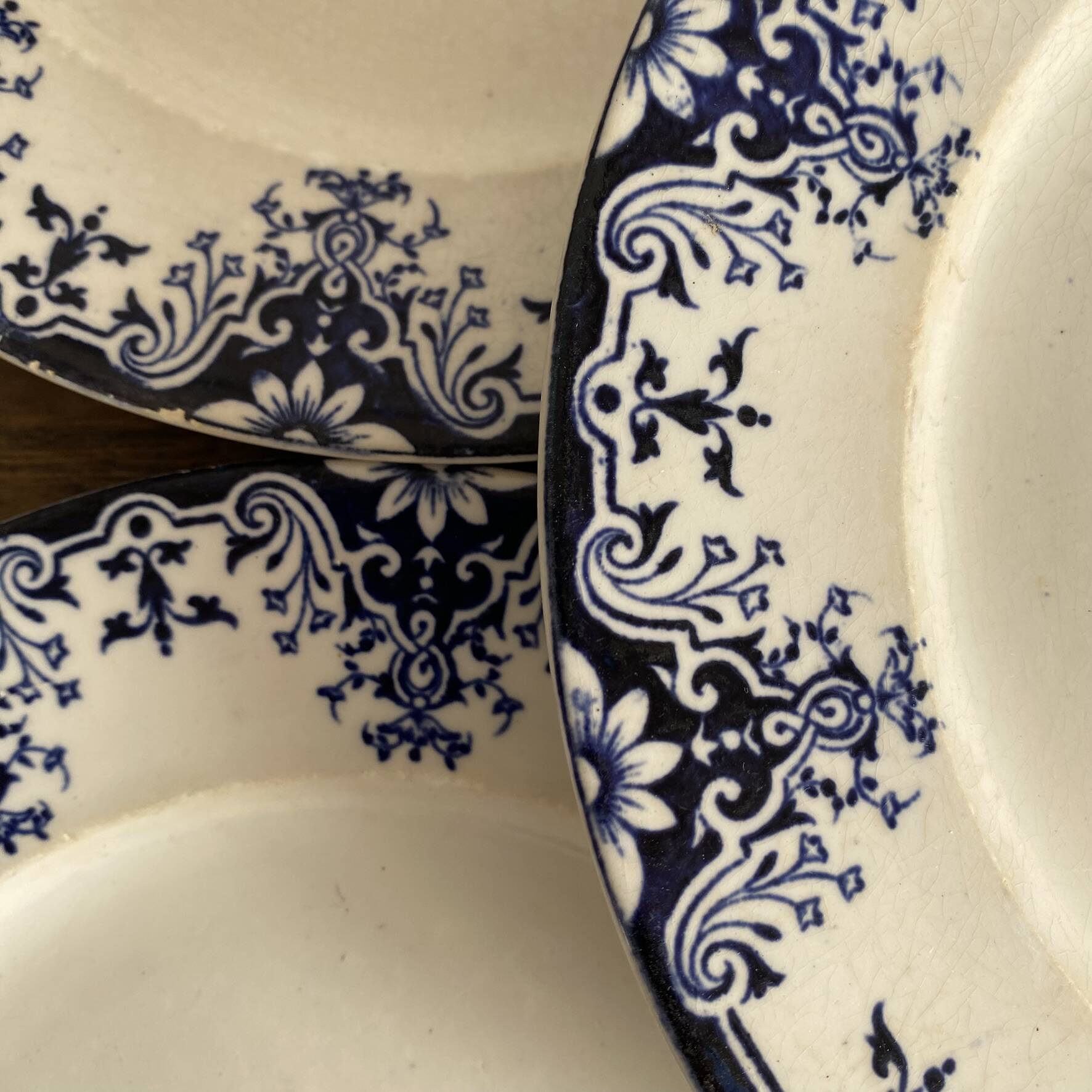 Flat ironstone plates "Rouen" Jules Vieillard Bordeaux