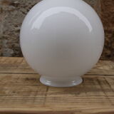 White glass globe ø15cm
