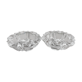2 ashtrays