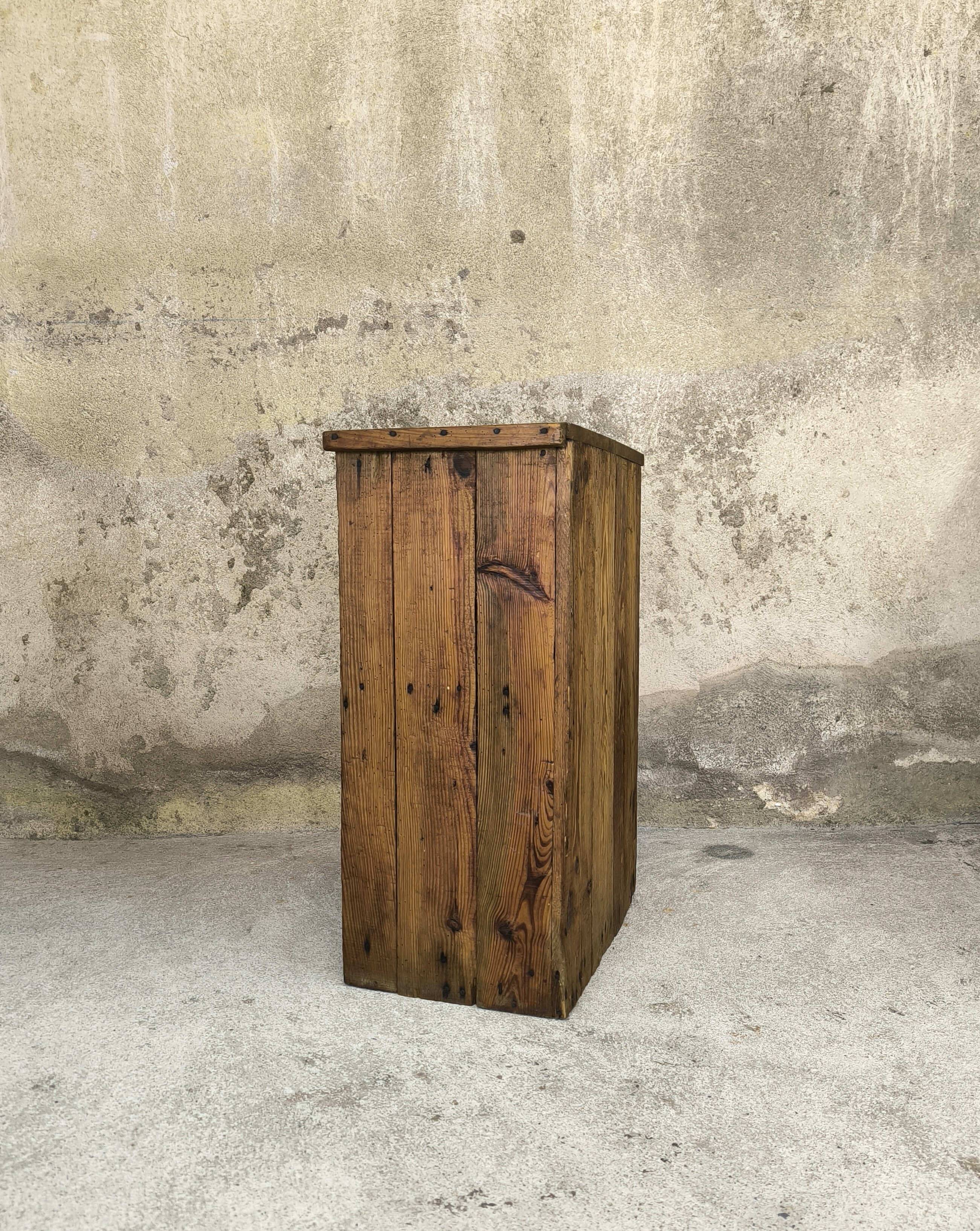 Meuble de rangement en bois