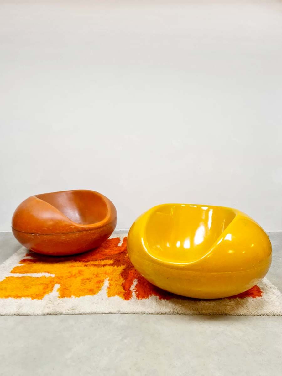 Vintage pair Pastil chairs lounge chairs Eero Aarnio Asko 'Spage age'