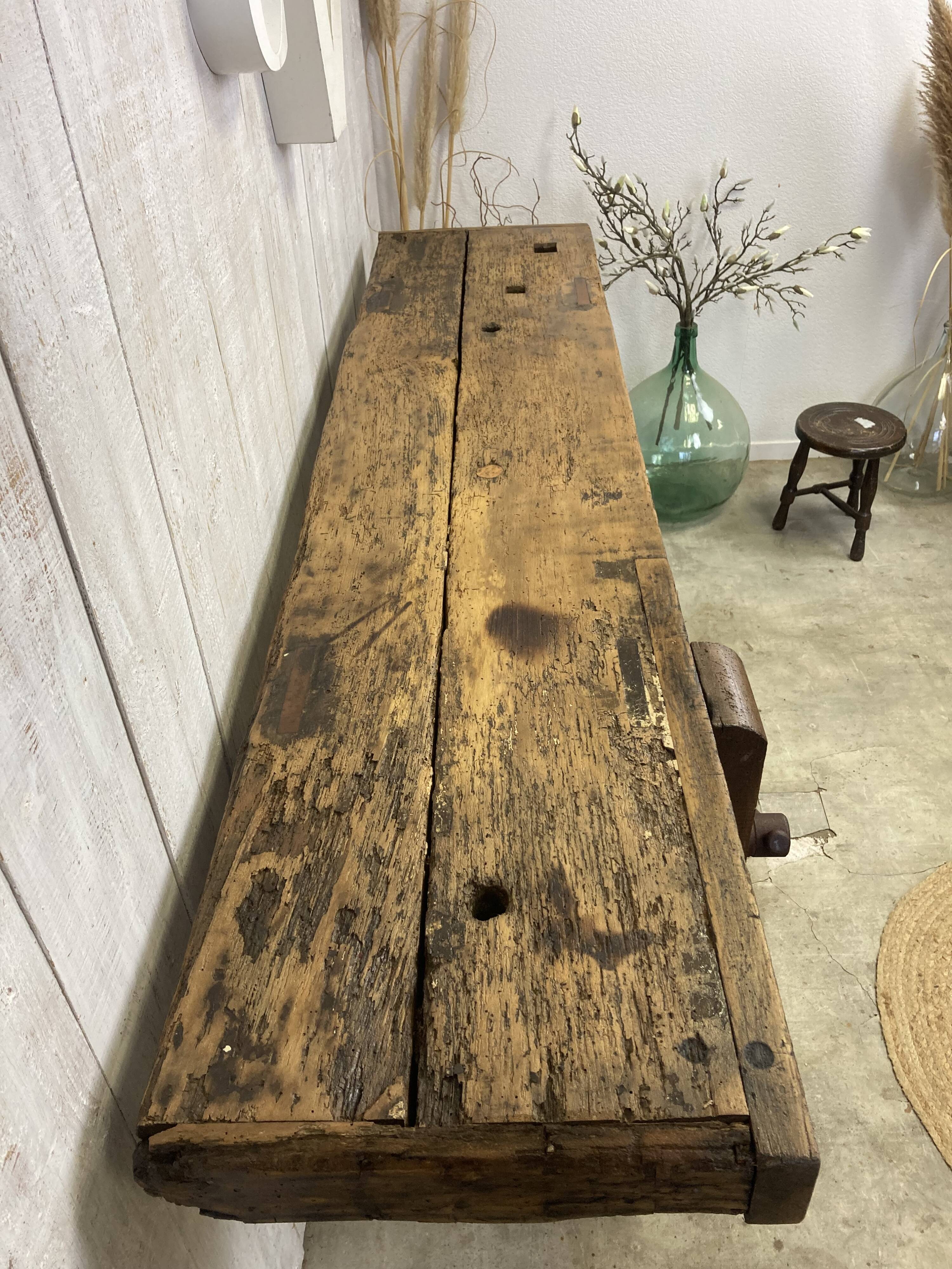 Carpenter's workbench