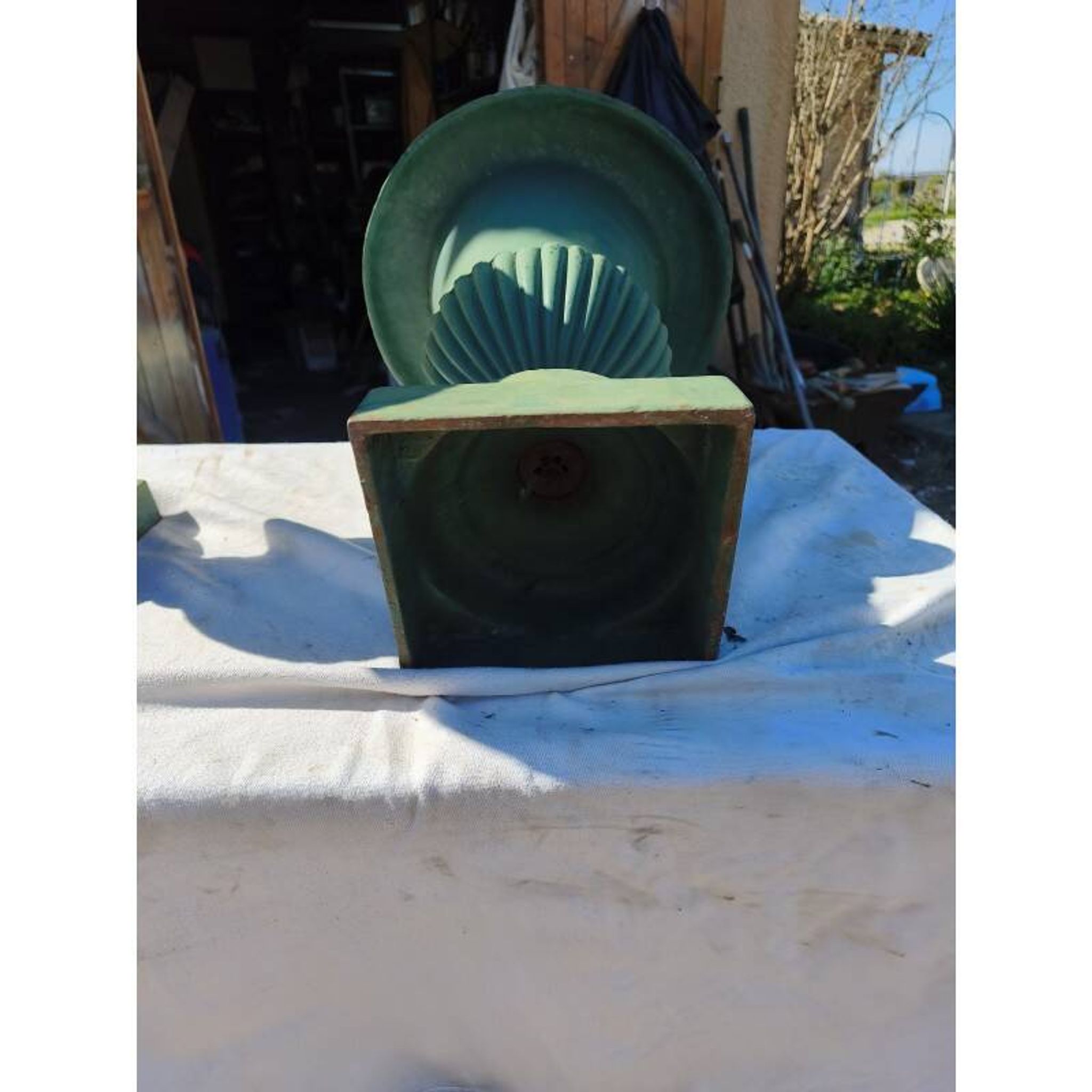 Paire de vases en fonte XIXe siècle Médicis