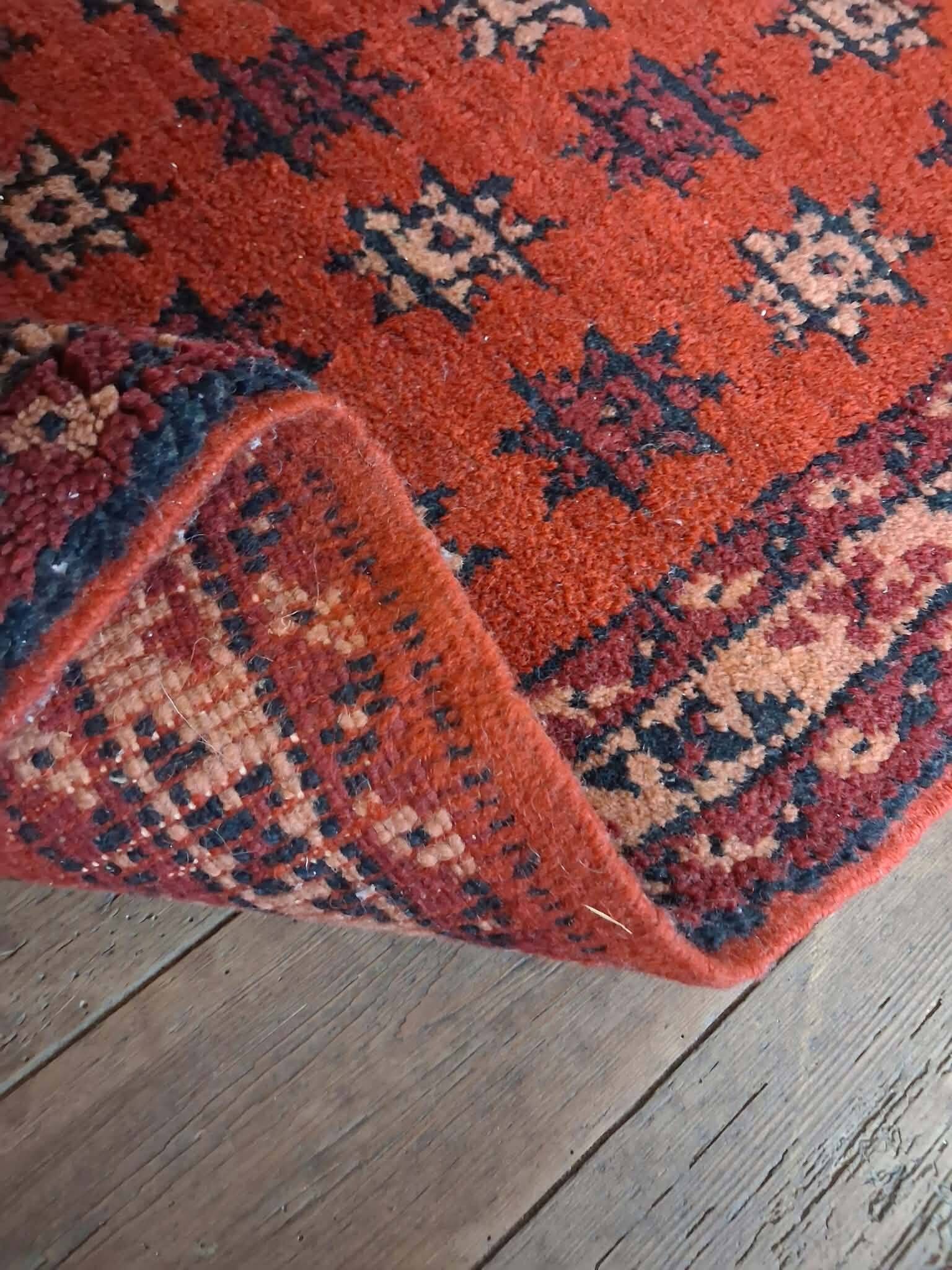 Tapis Ouzbek fait main 173x118cm