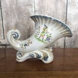 Ancien vase corne abondance céramique blanc décor moustiers vintage