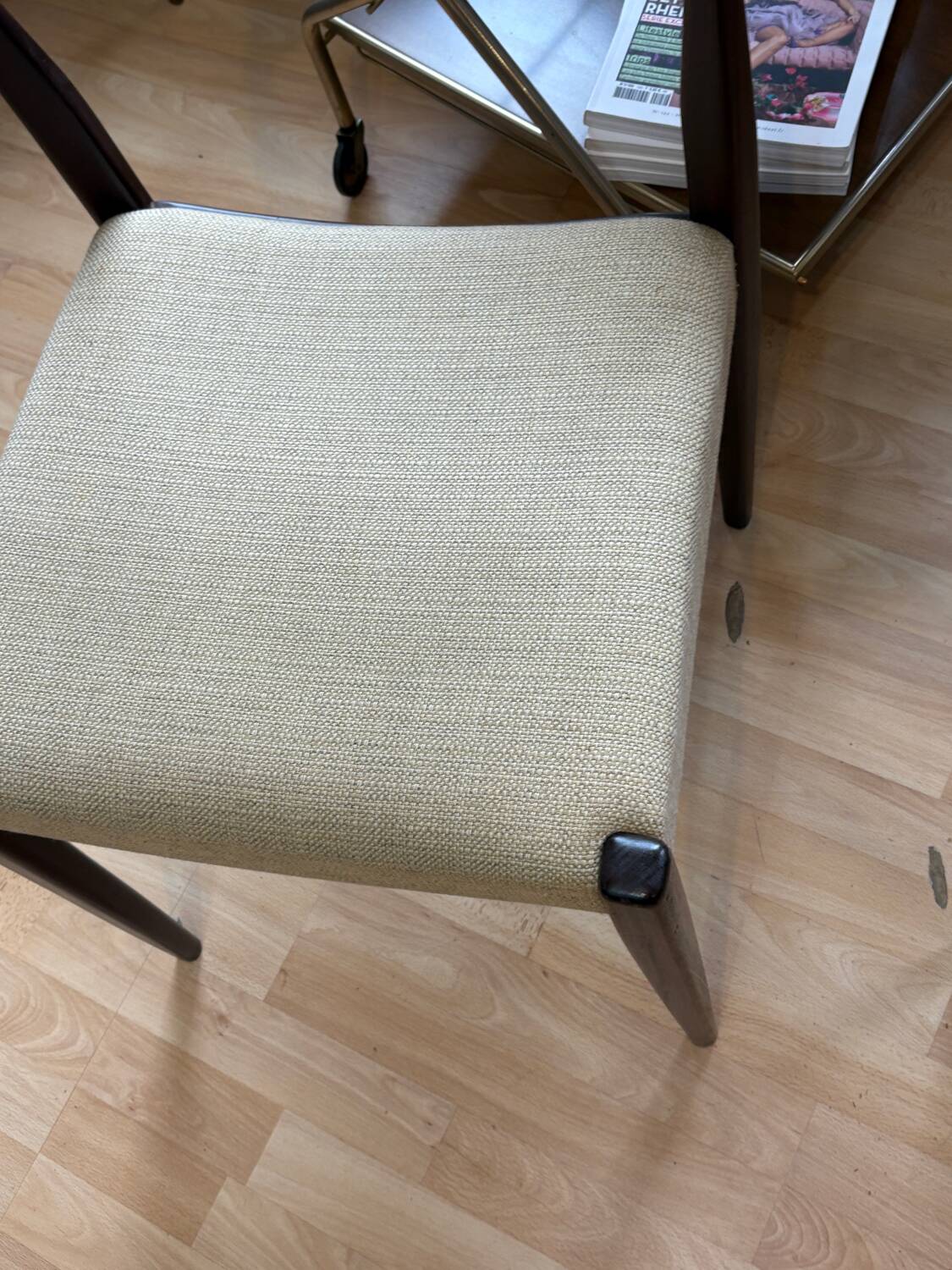 6 Scandinavian chairs circa