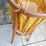 Tripod in curved wood sewing basket 60/70