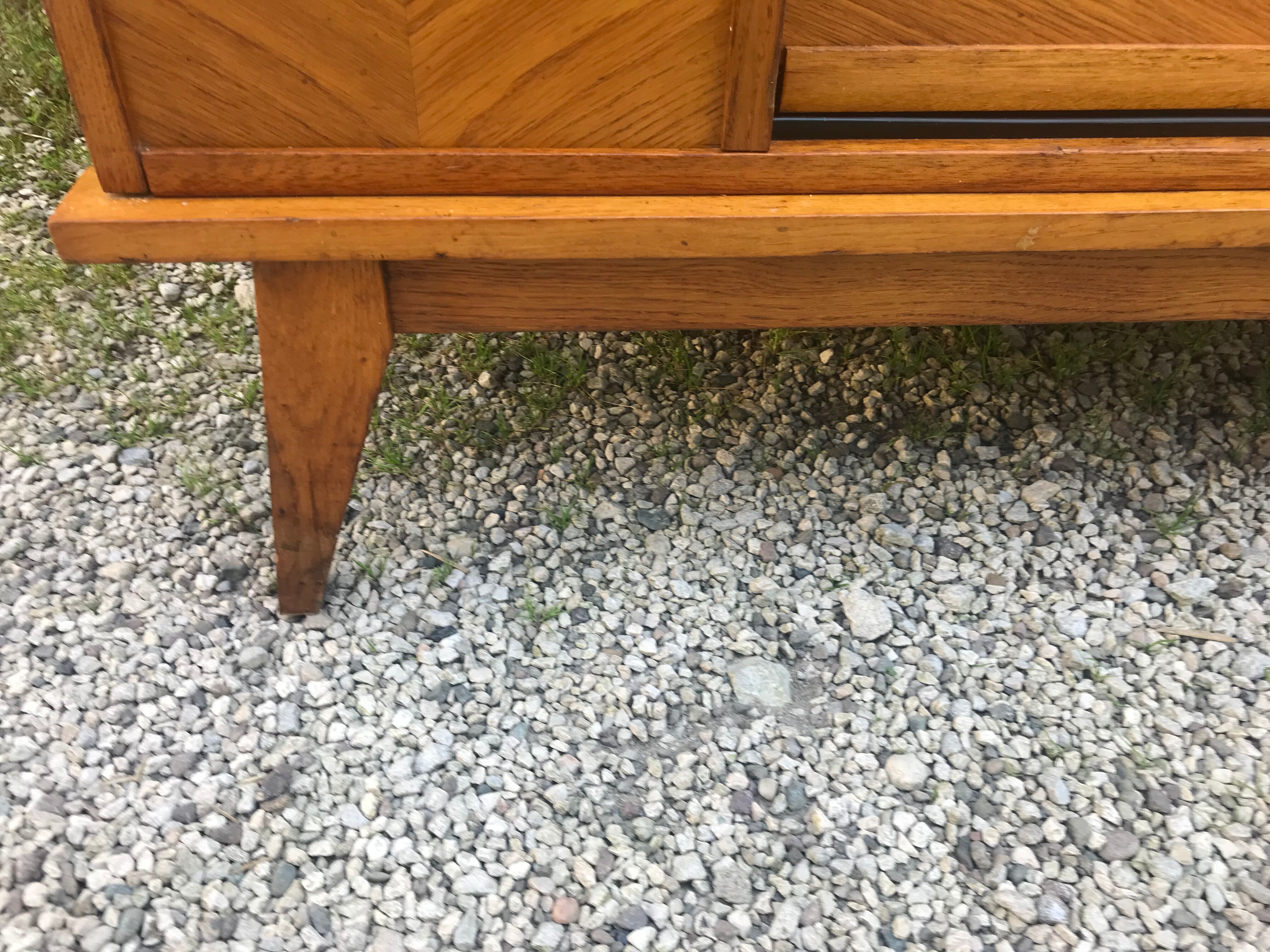 Vintage wardrobe compass feet