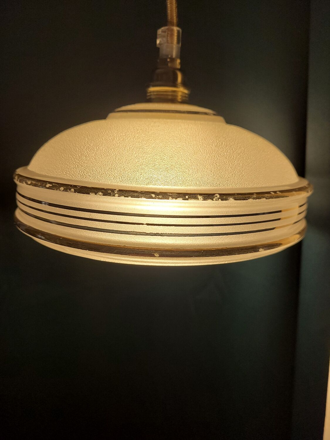 Frosted glass saucer lamp with golden edges