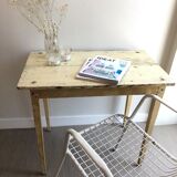 Patinee farm table