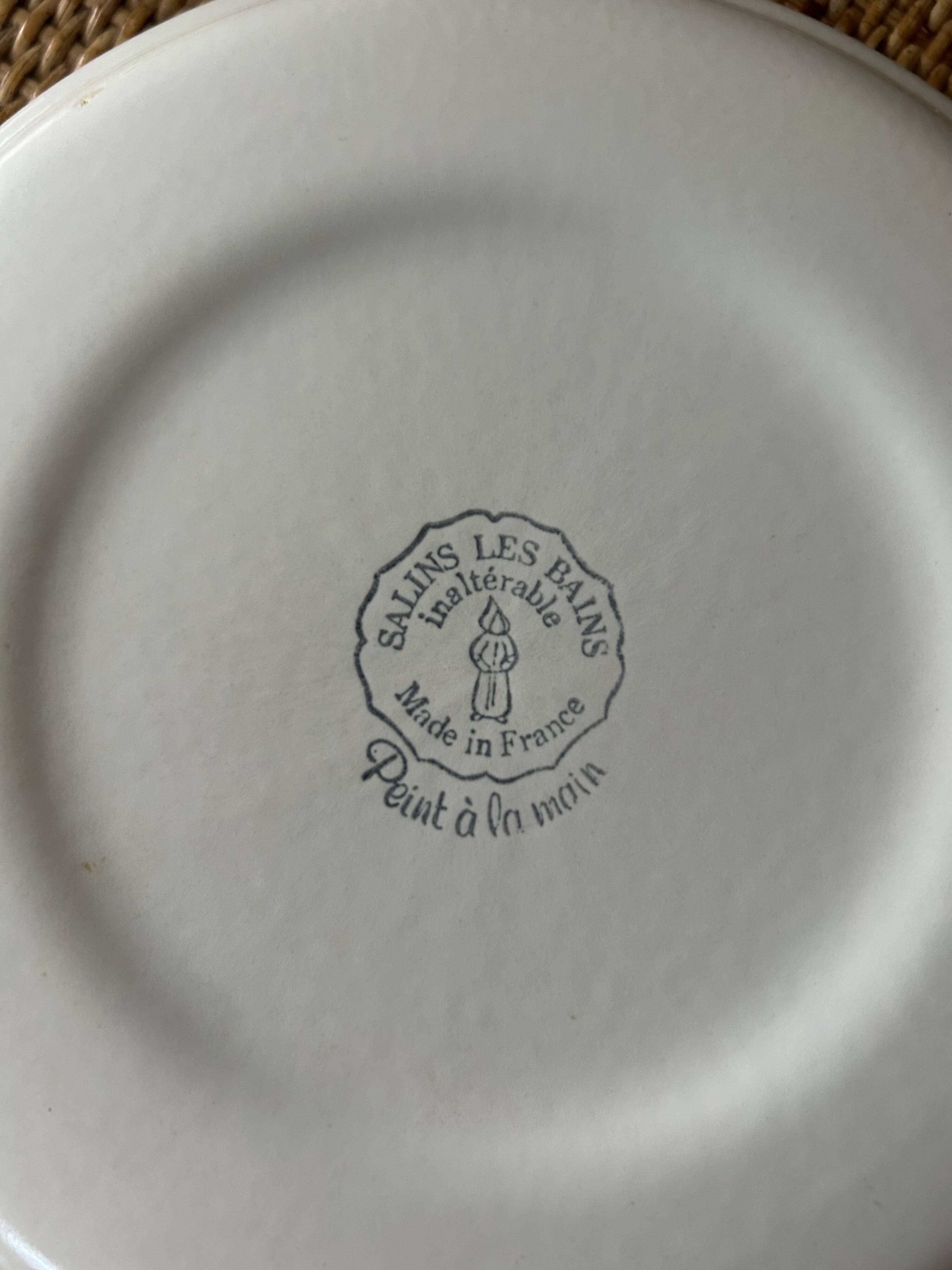 Assiettes vintage Salins les Bains