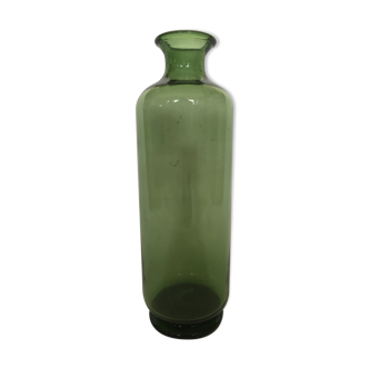 Vase en verre vert