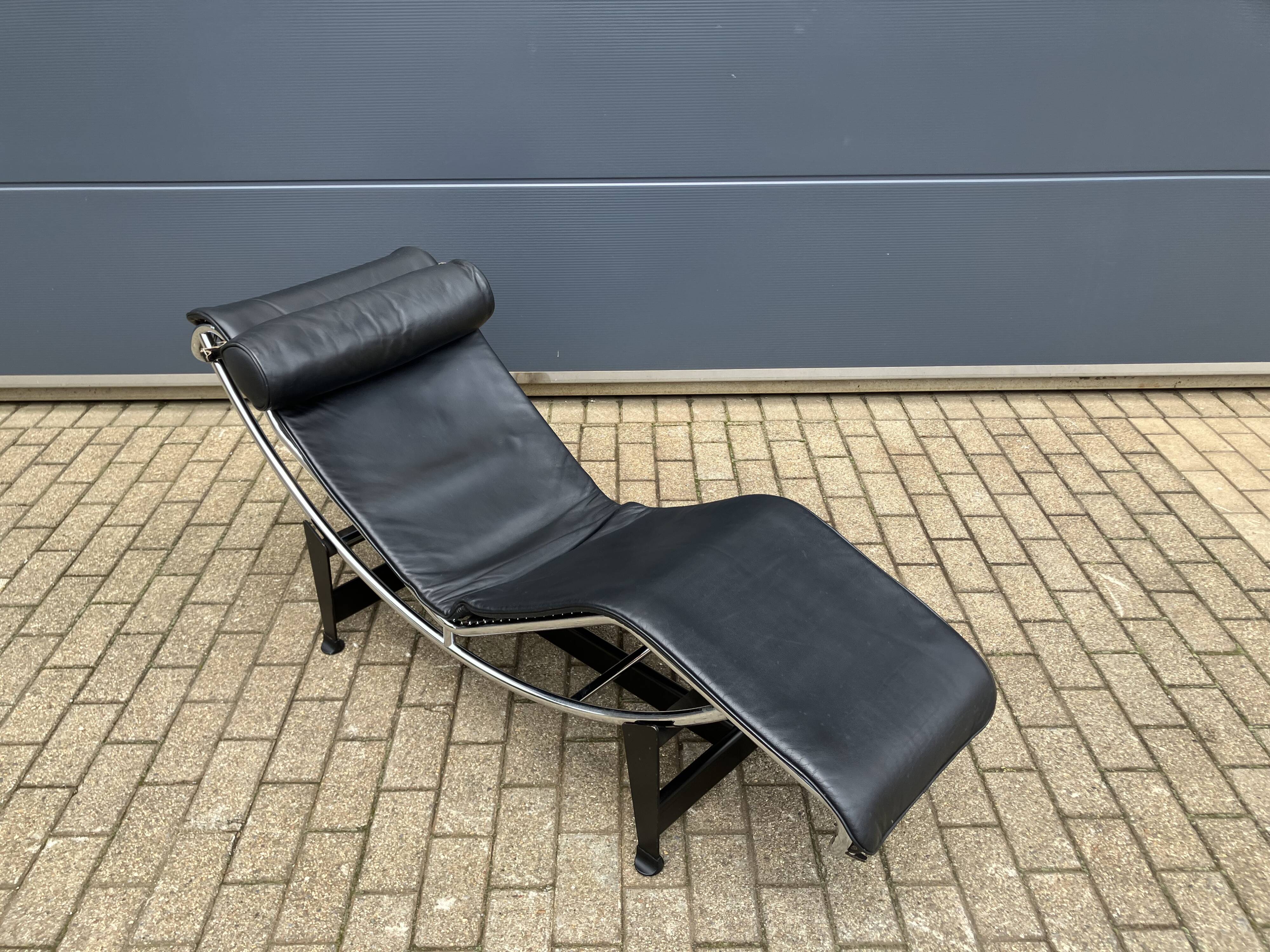 Cassina Lc4 Le Corbusier chaise longue