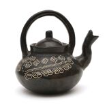 Vintage 500 ml teapot, handmade in Chile