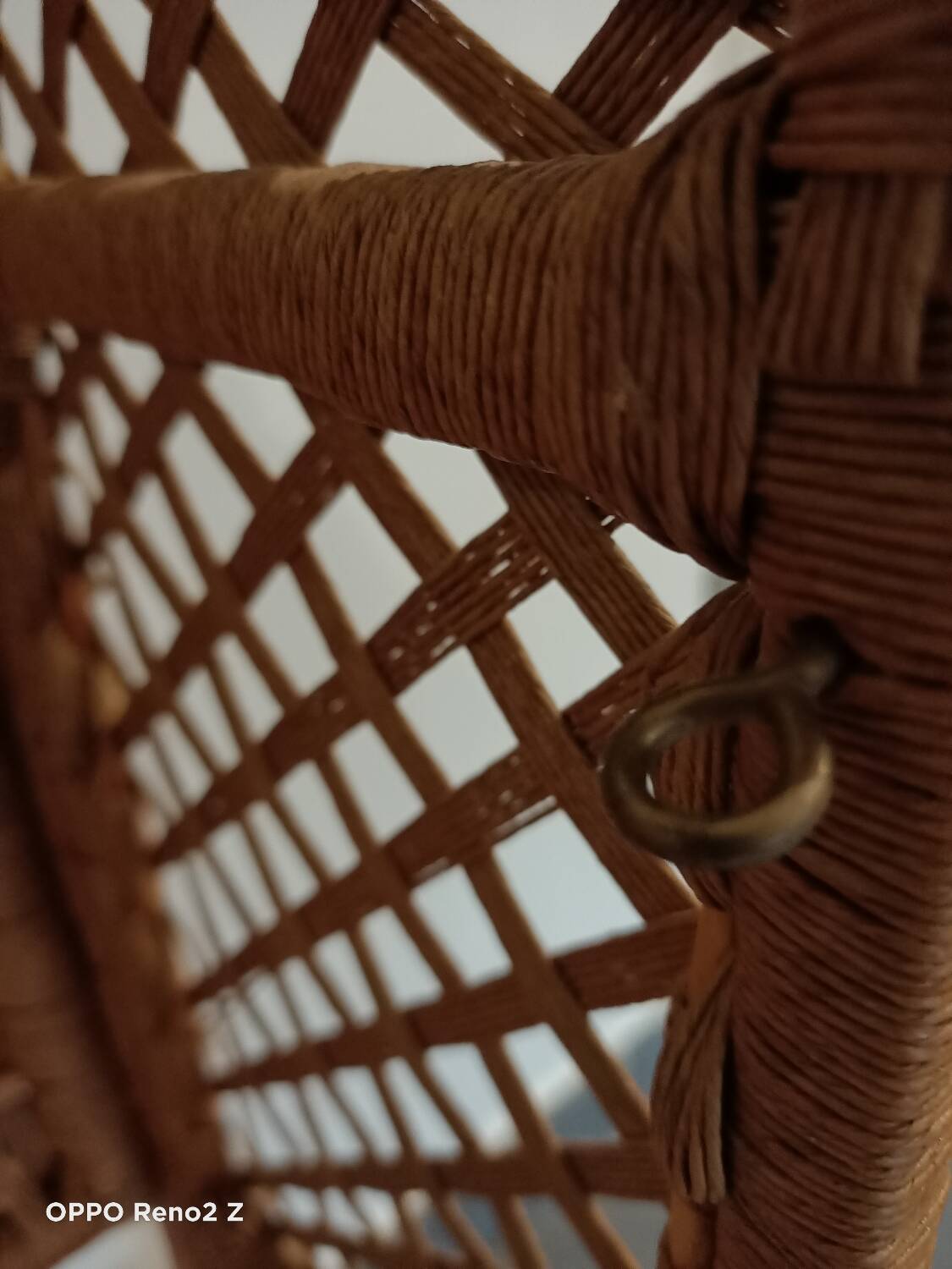 Folding rattan shelf