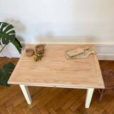Table basse jaune en bois massif