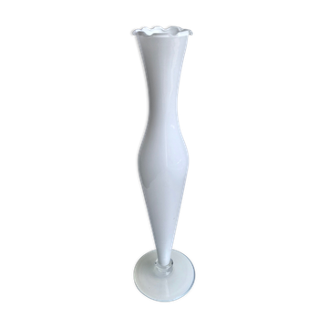 Vase en opaline dentelée années 30/40