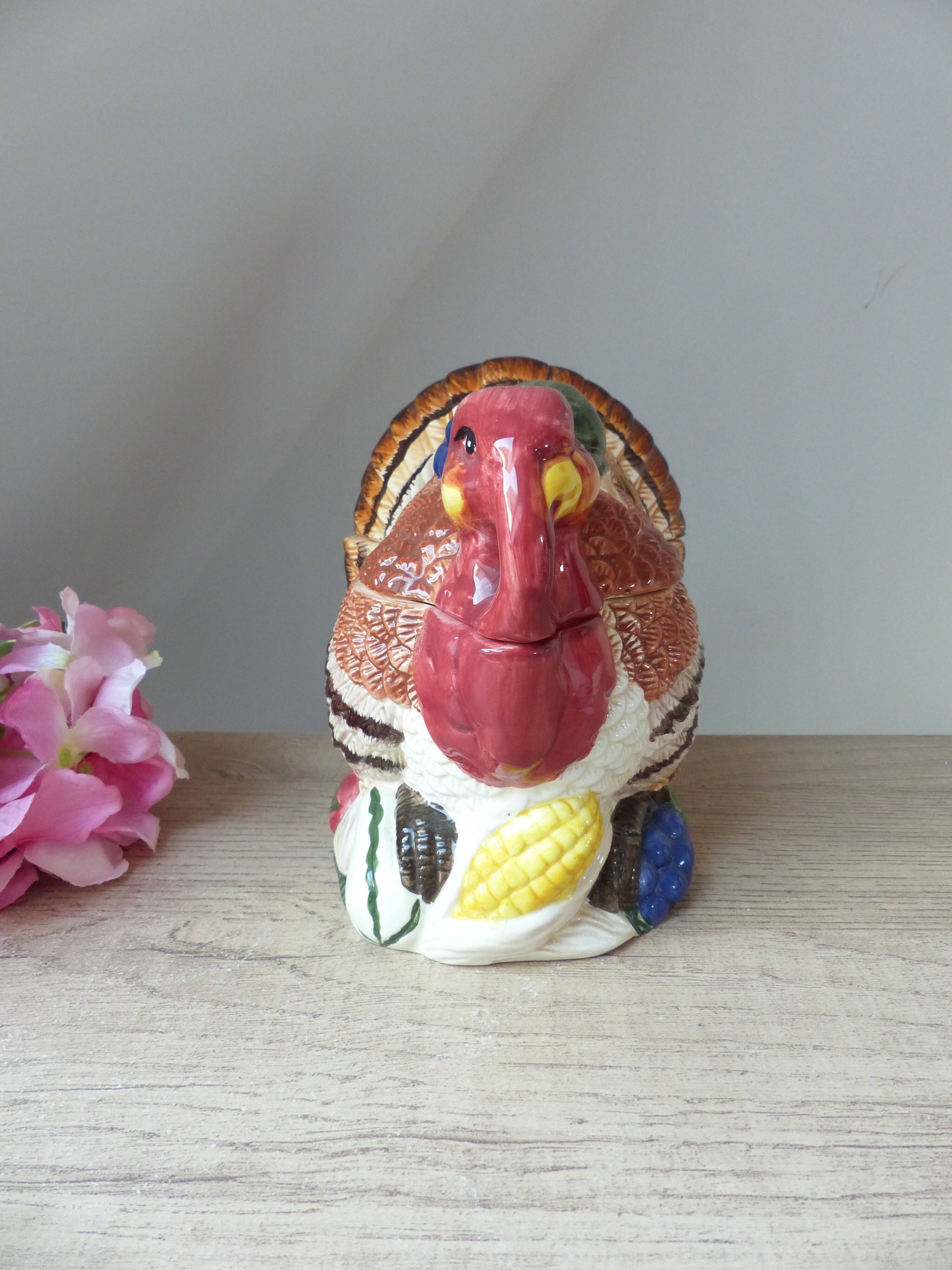 Gravy bowl, turkey shaped gravy boat, table serving dish, thanksgiving christmas turkey