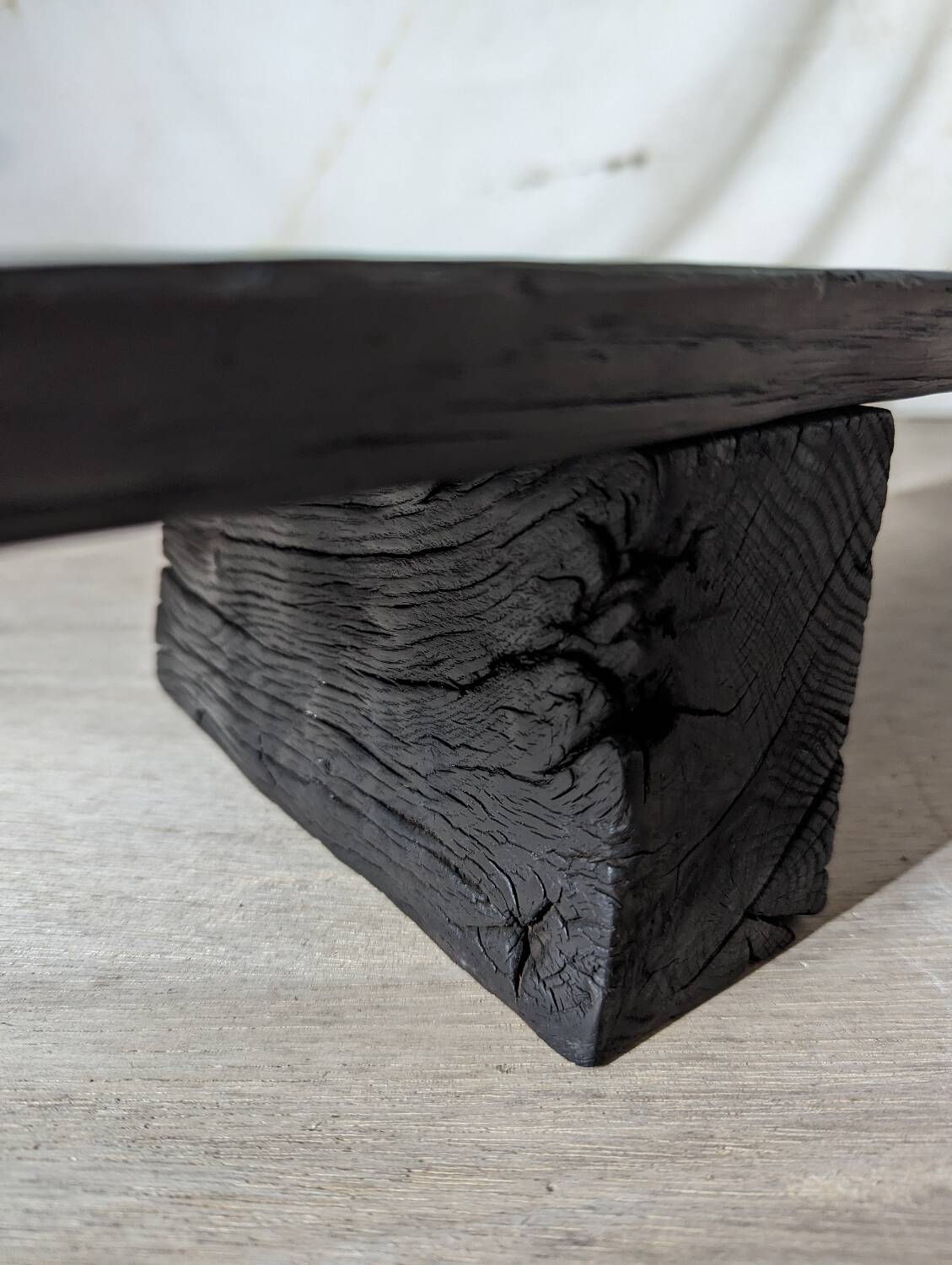 Table basse chêne brûlé
