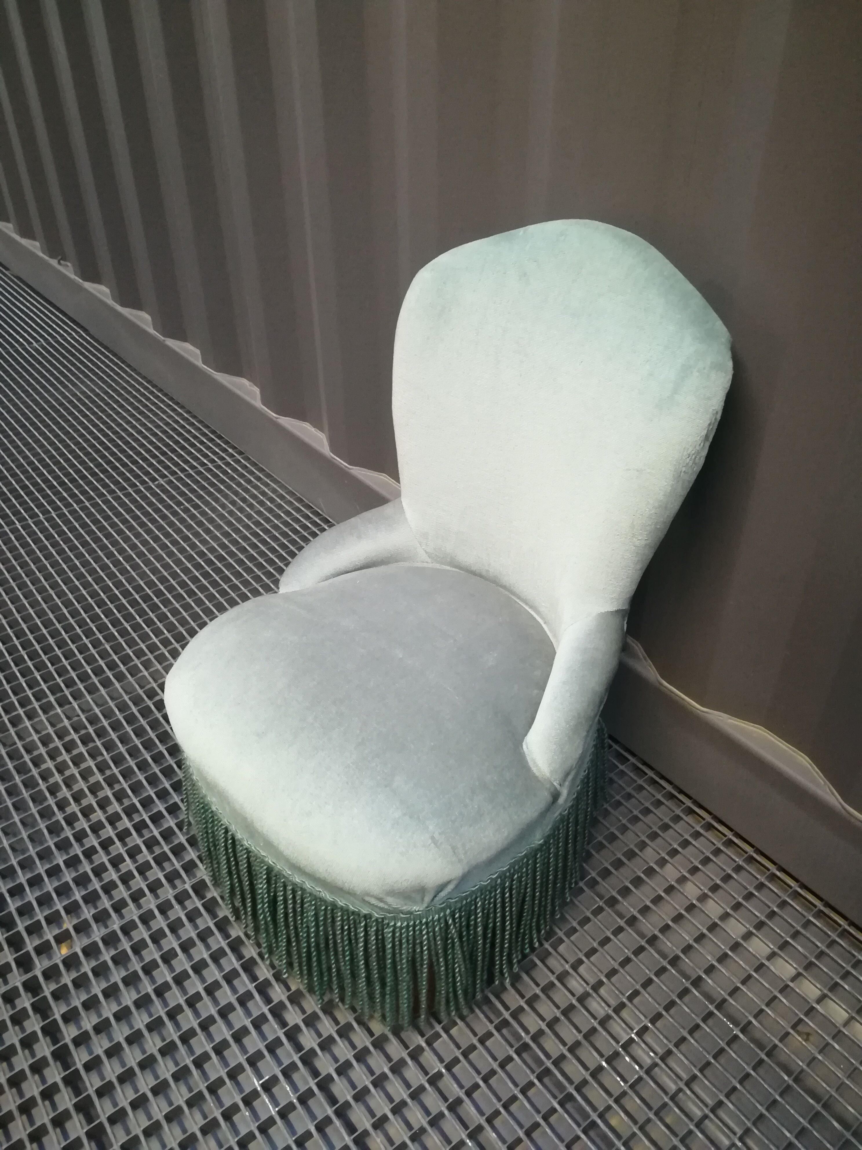 Glacier blue velvet toad heater