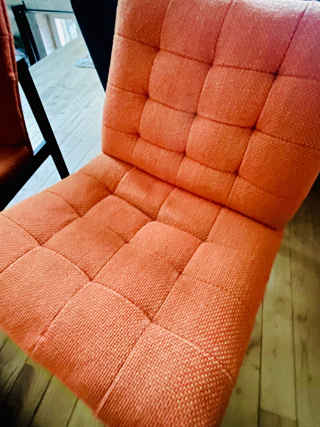 Paire chauffeuses scandinaves vintage