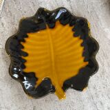 Yellow and black leaf dish