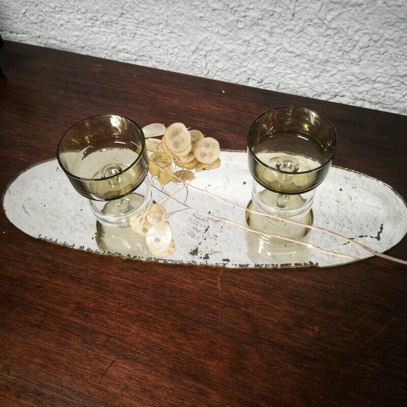 Beveled mirror to be installed