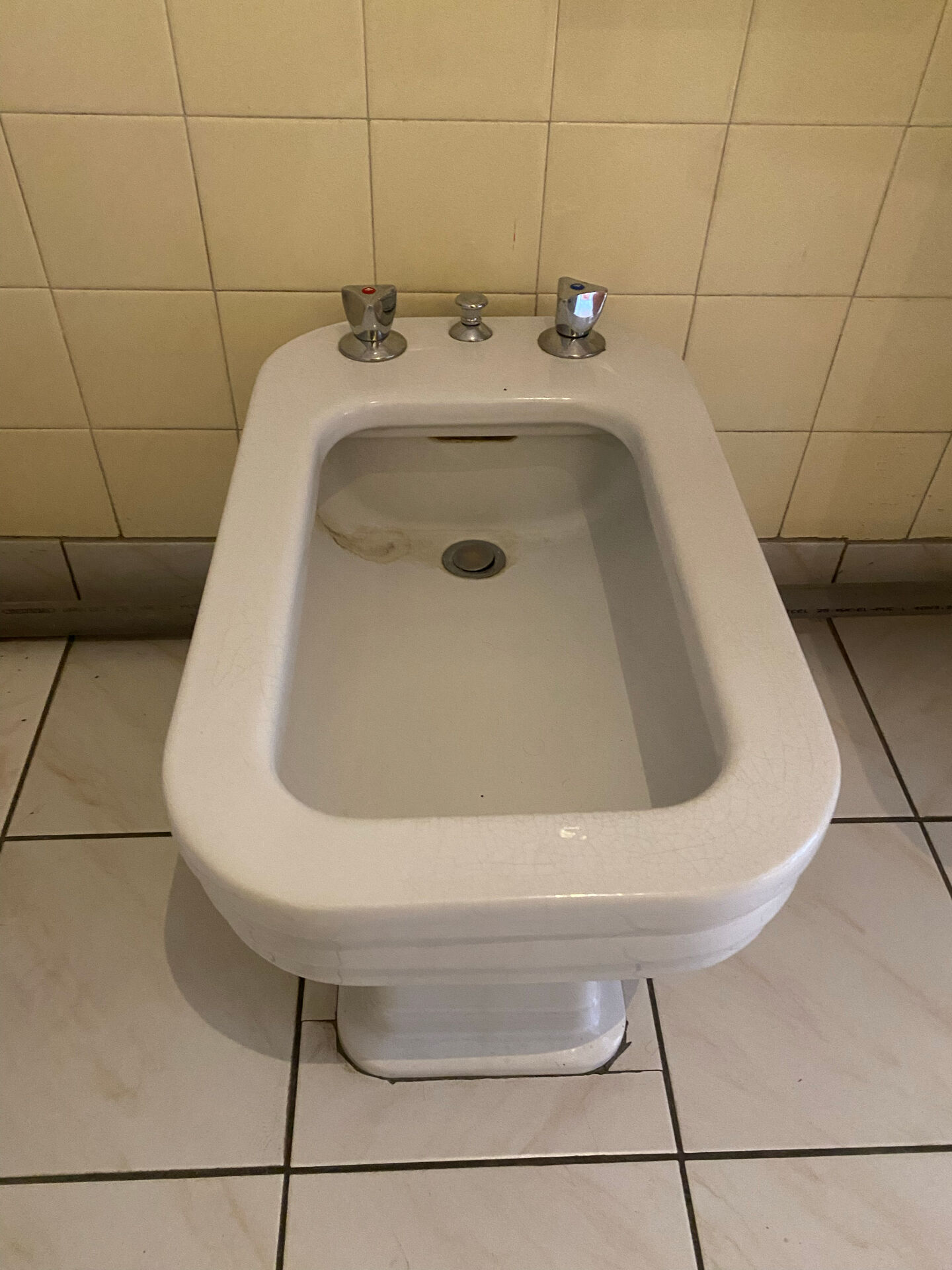 Lavabo et bidet art déco