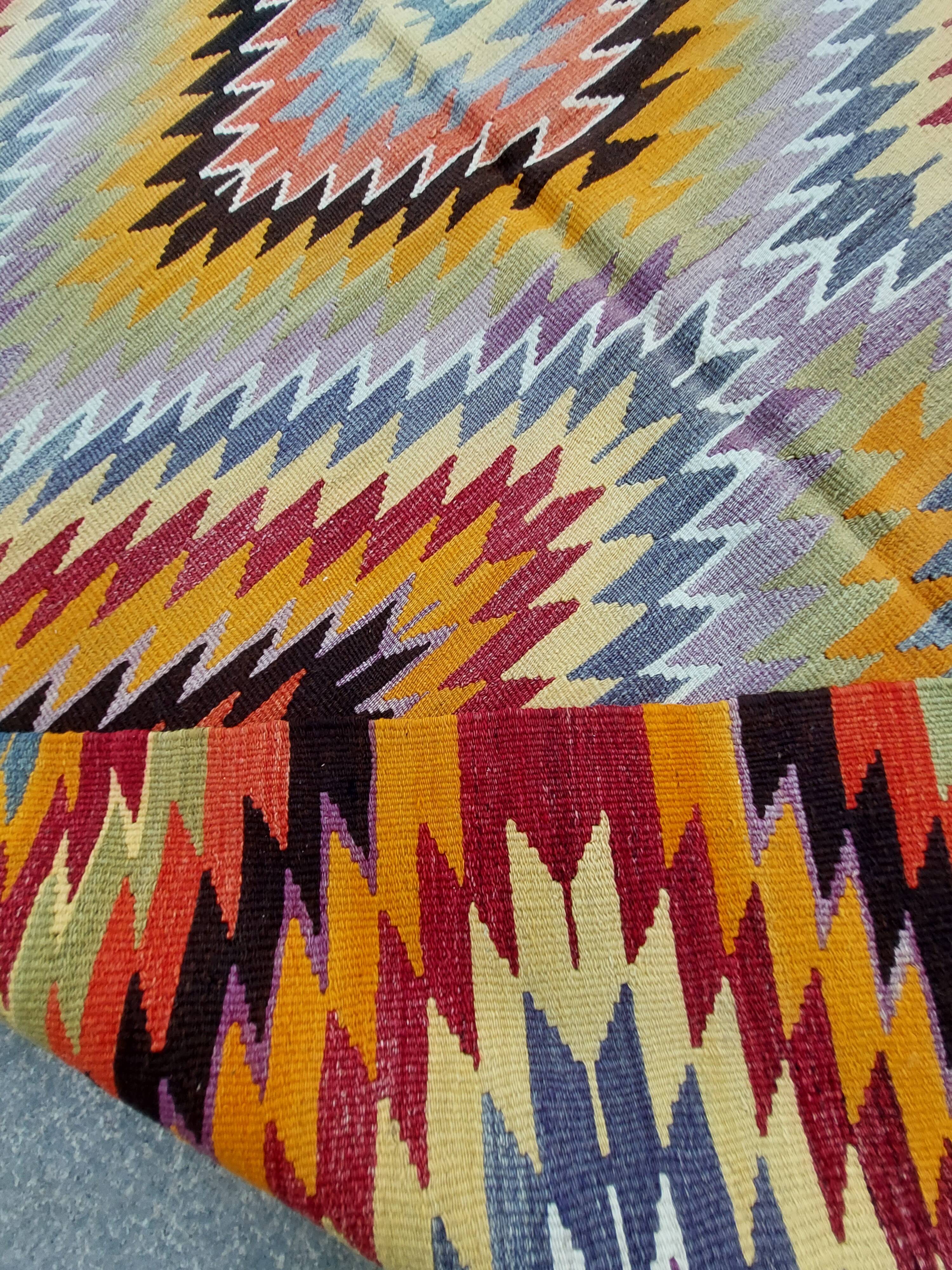 Turkish kilim rug,273x166 cm.MYK-1627