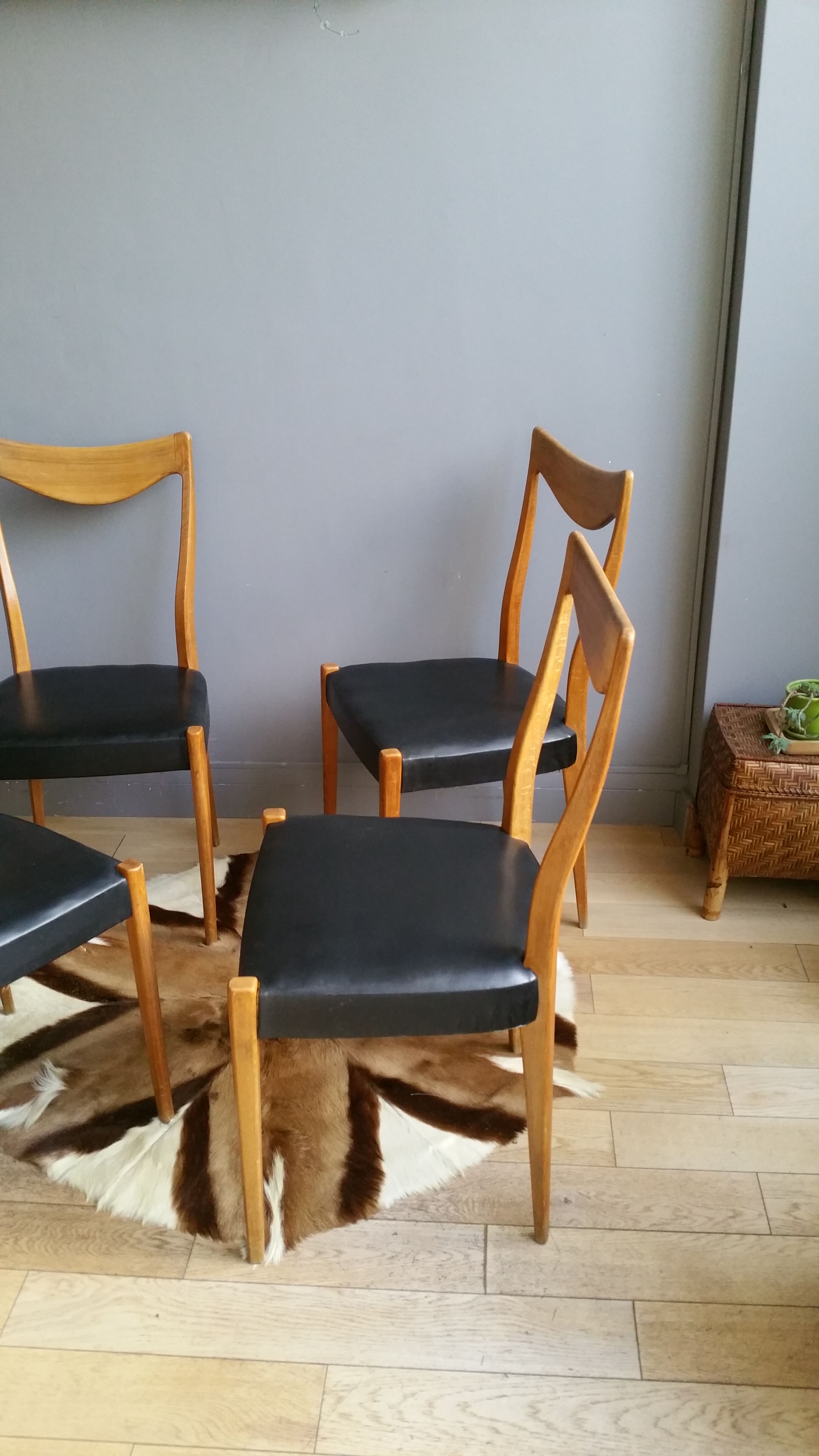 Scandinavian Chairs Niels Otto Møller
