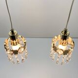 Deux suspensions en laiton doré et cristal, par Palwa, design 1960, Hollywood Regency.