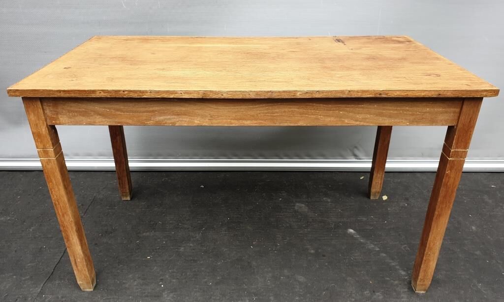 Vintage desk table 1930