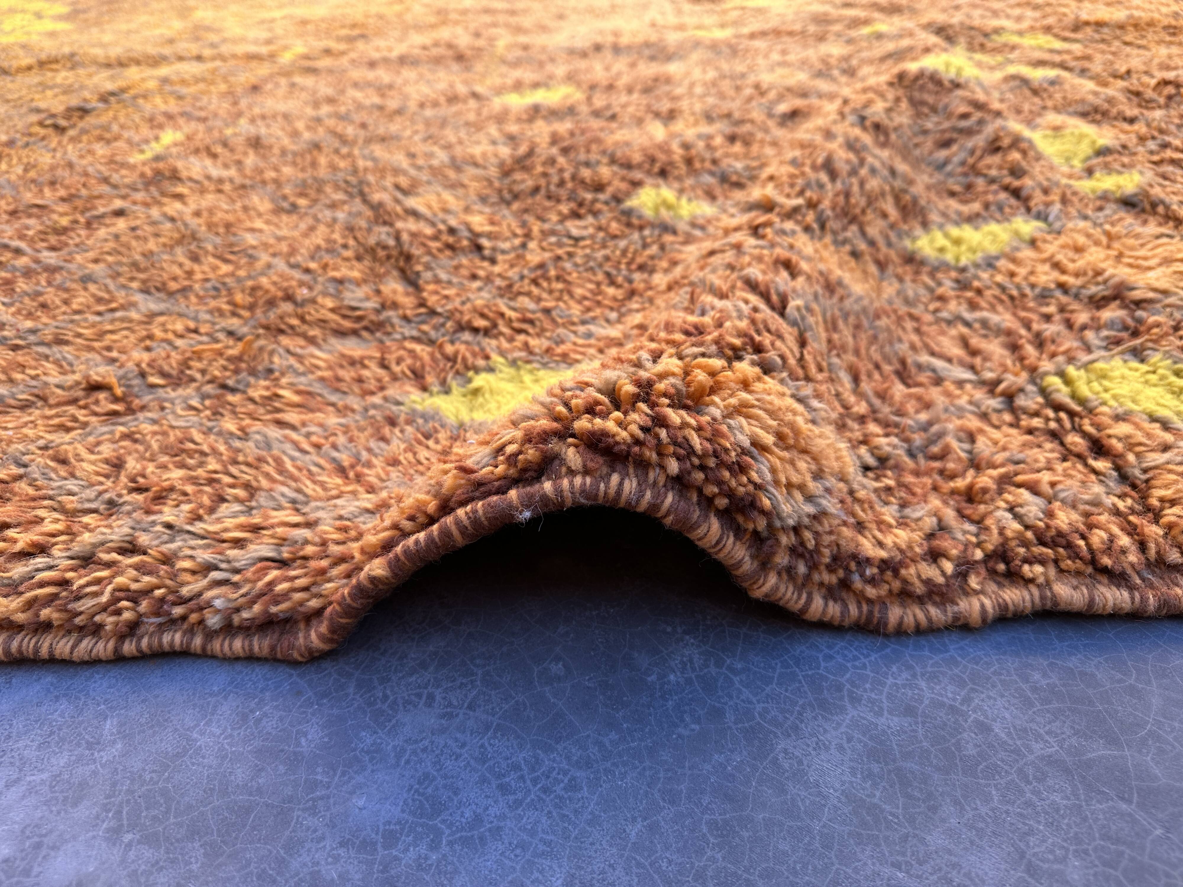 Moroccan rug Beni M'Rirt orange - 316 x 211 cm