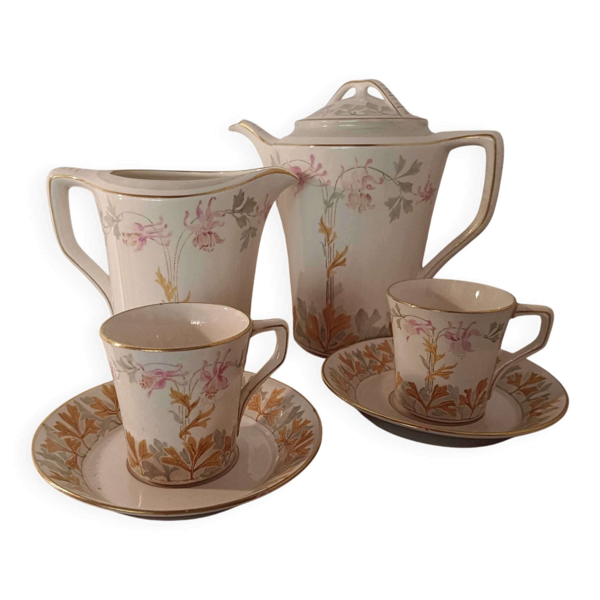 Art Nouveau coffee service in fine Maastricht earthenware (Céra Company)