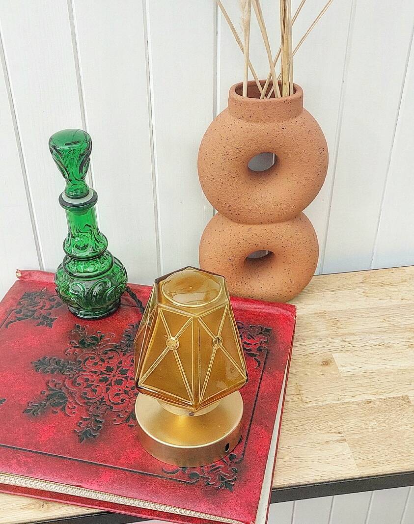 Vintage art deco lamp