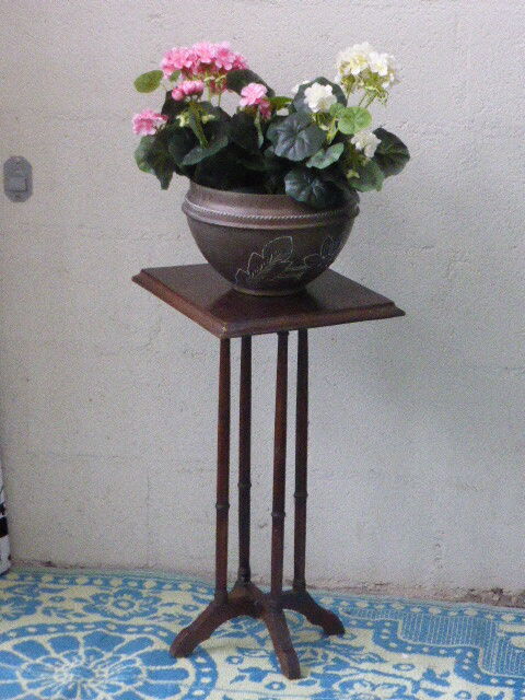 Side table in brown varnished wood