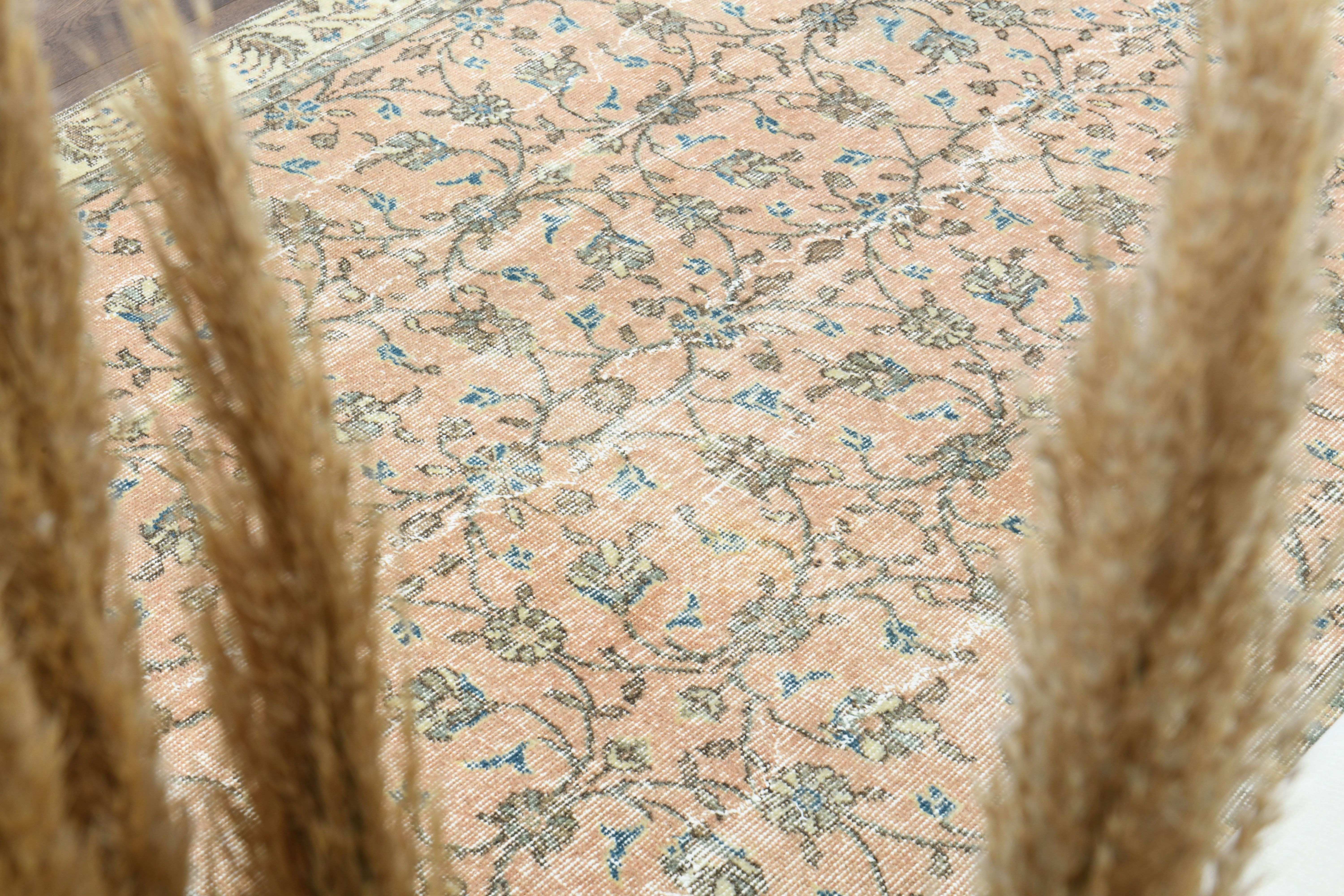 Handwoven vintage eastern carpet - 260x161cm
