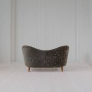 Canapé moderne du milieu du siècle en peau de mouton / shearling modèle 'Samspel' Carl Malmsten, 1956