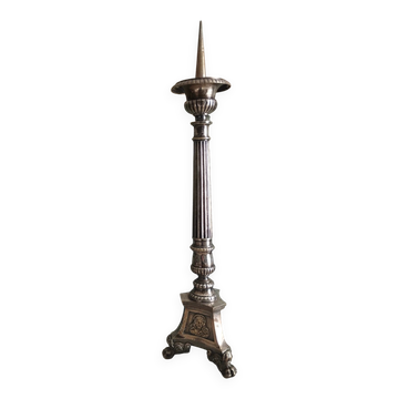 Ancien pique-cierge d'église en métal argenté